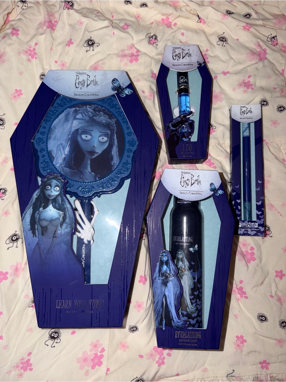 Beauty Creations Corpse Bride-Inspired Make up accessories